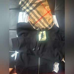 Burberry Hoodie New size (L)